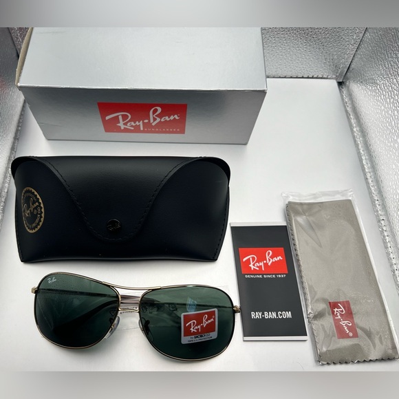 Ray Ban Metal Polished Gold Pilot Frame Green Lens Sunglass RB3267 New